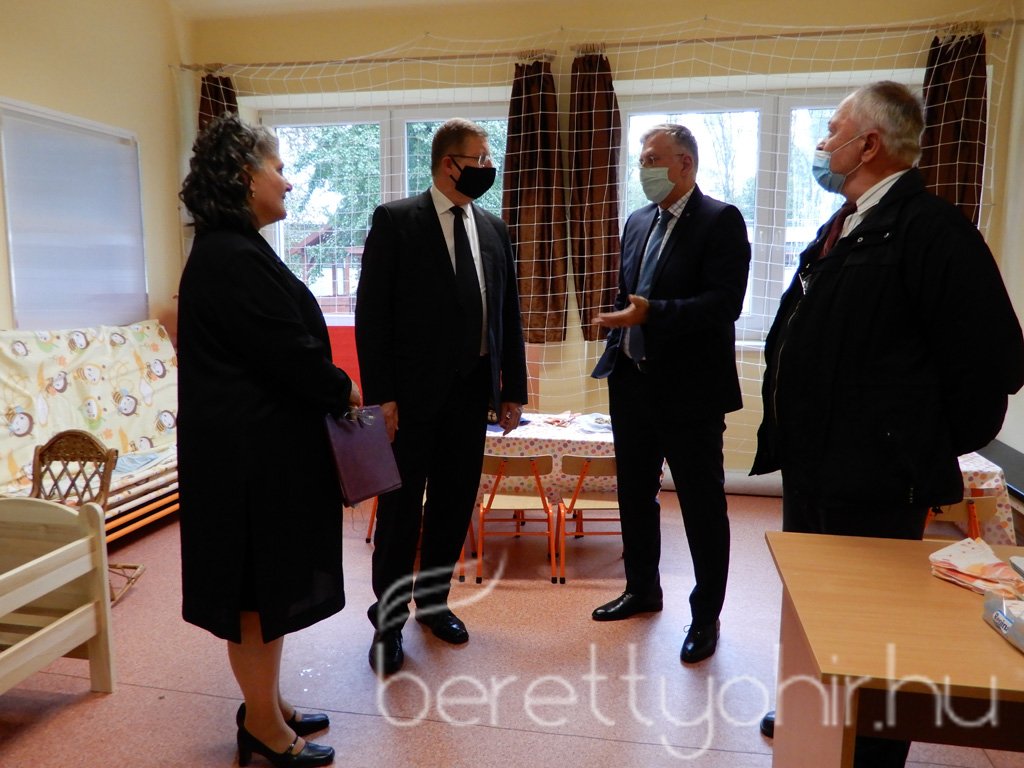 Átadták a Csoda-tár óvodát 43